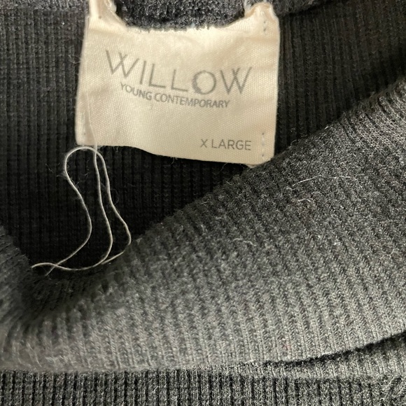 Women’s black short sleeve asymmetrical chest cut shirt size XL - Picture 3 of 6